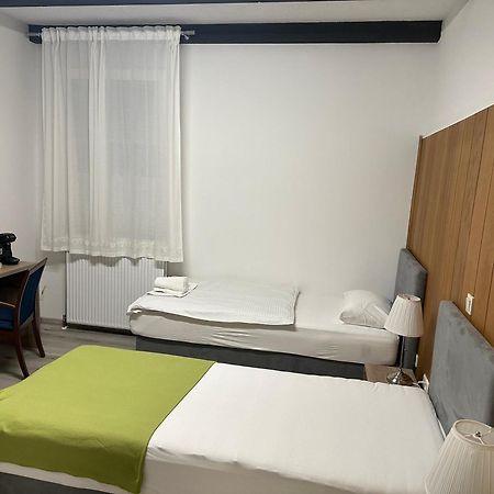 Hotel Alte Wache Mariental المظهر الخارجي الصورة