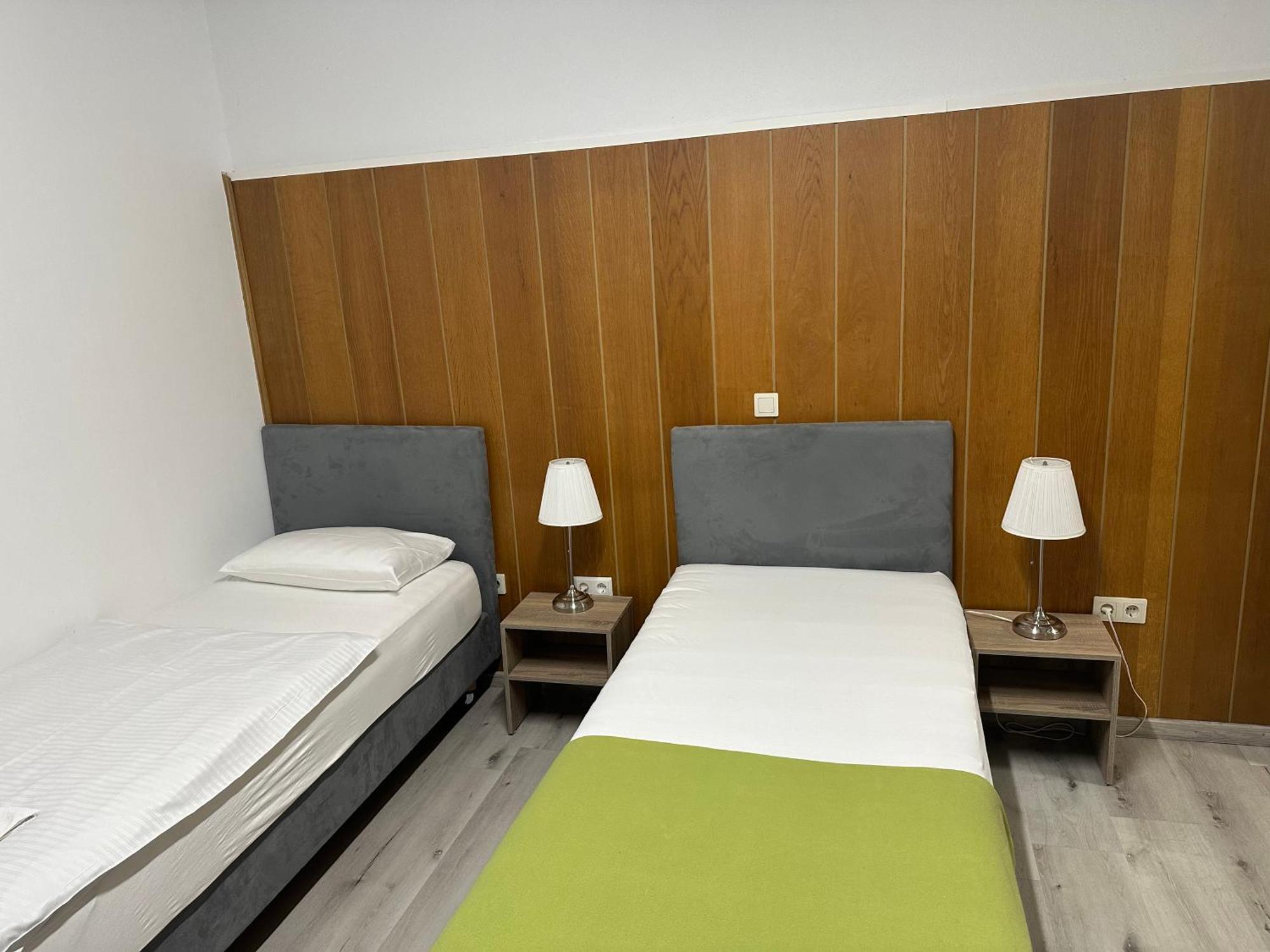 Hotel Alte Wache Mariental المظهر الخارجي الصورة
